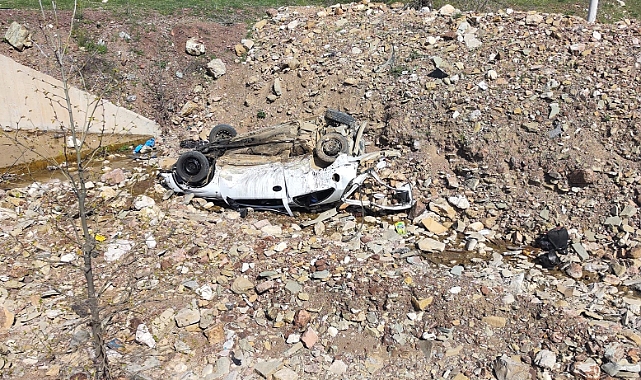 Alanya'da kontrolden çıkan otomobil dereye uçtu; 1 ölü