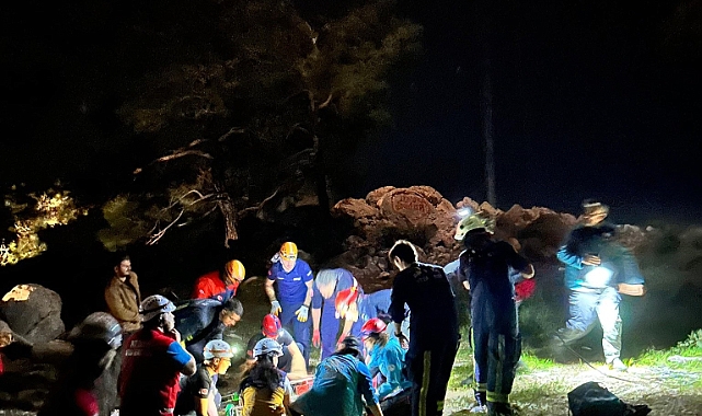 Antalya AFAD İl Müdürü Erçin: "62 araç ve 225 personel ile kurtarma çalışmaları sürüyor"