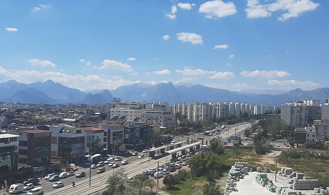 Antalya'nın dağları gelinliği erken çıkardı