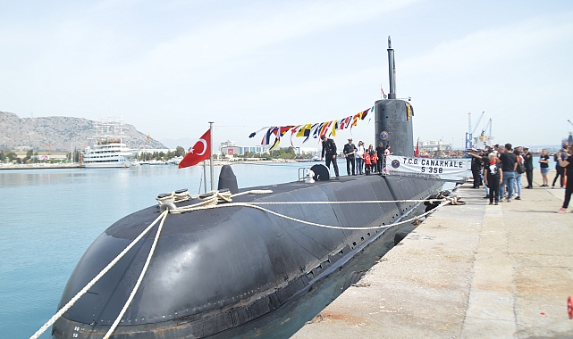 Antalya'da denizaltı heyecanı