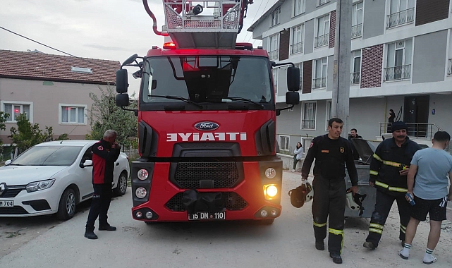 Apart dairedeki yangın korkuttu