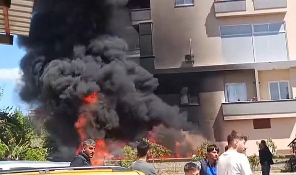 Apartman bahçesinde yangın paniği