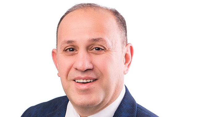 Bakaç: 'Çiçek israf değildir'