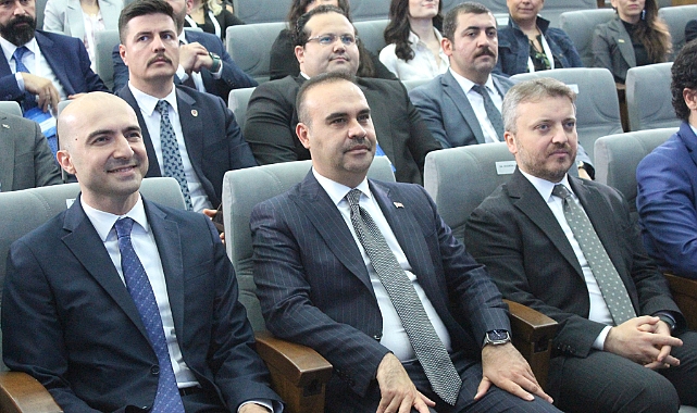 Bakan Kacır: 300 milyon avroluk finansmanı KOBİ'lerimize sunuyoruz