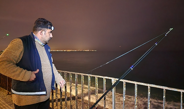 Balık popülasyonunun düştüğü Konyaaltı sahiline resif önerisi