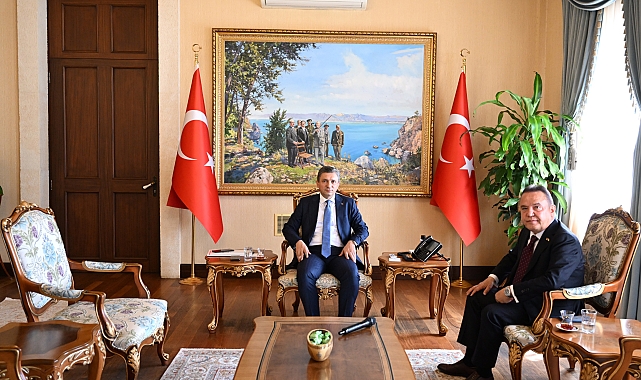 Başkan Böcek'in ilk protokol ziyareti Vali Şahin'e