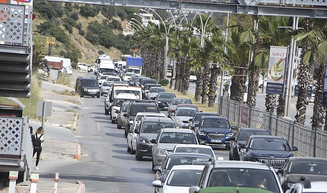 Bodrum'a son 48 saatte 30 binden fazla araç giriş yaptı