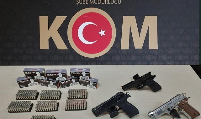 Burdur’da düzenlenen operasyonda 3 adet tabanca ele geçirildi