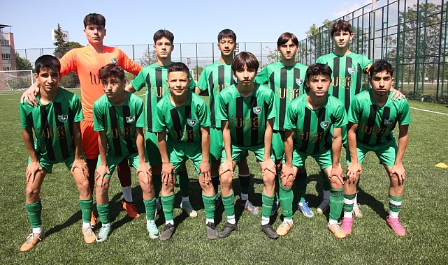 Denizlispor’un gençleri play-off’lara kaldı