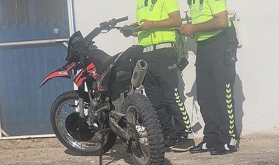 Devrilen motosikletin sürücüsü yaralandı