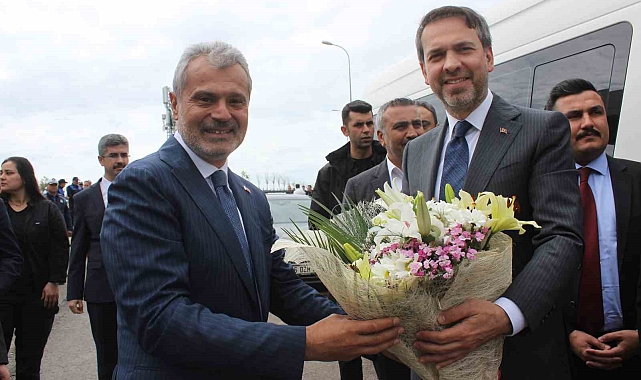 Enerji Bakanı Alparslan Bayraktar'dan bayram ziyareti