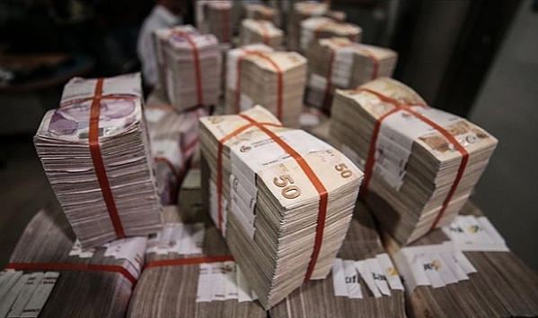 Ev parasını bankada tutarak  1.5 yılda yeni bir ev alınabiliyor!