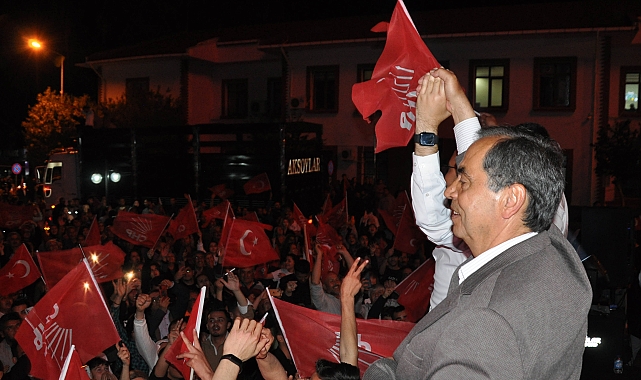 Gazipaşa'da CHP kutlama yaptı