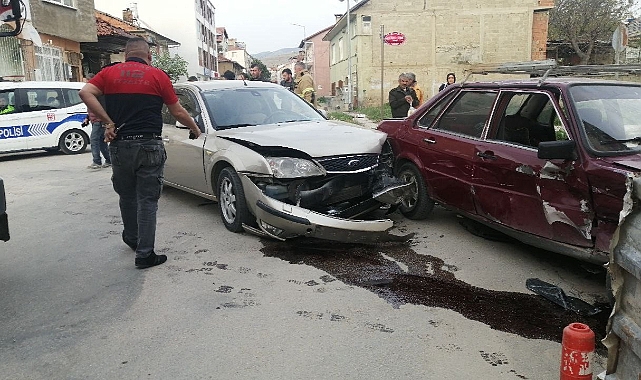 Isparta’da trafik kazası: 2 yaralı
