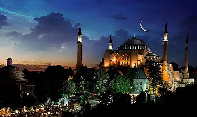 Kadir Gecesi ne zaman? Bu yıl hangi güne denk geliyor!