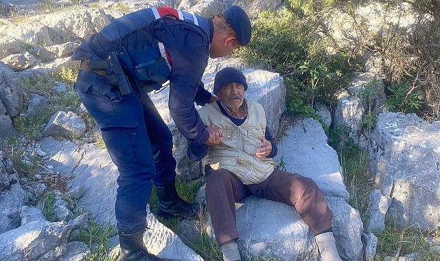 Kayıp kişiyi jandarma buldu
