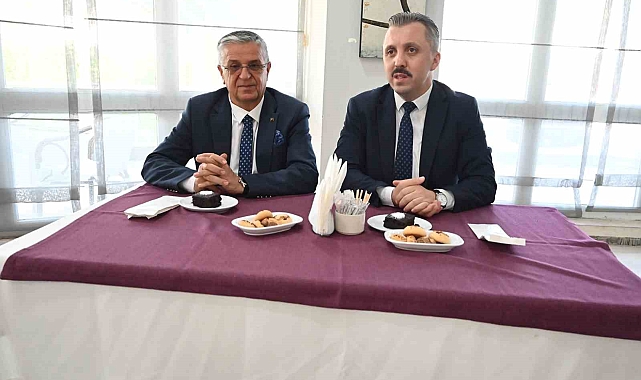 Kemer'de bayramlaşma programı düzenlendi