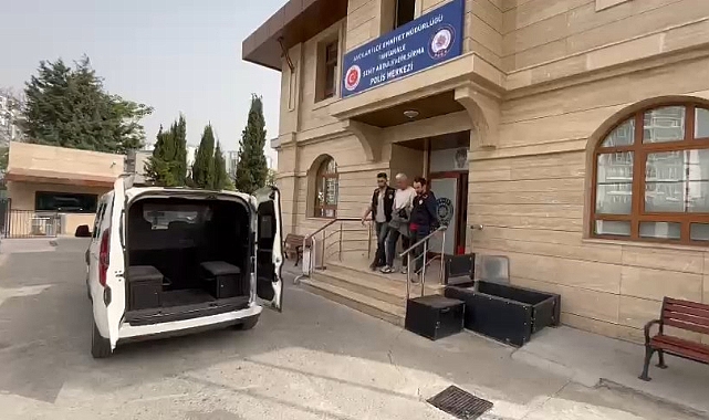 Kuzenini öldürüp polise teslim oldu