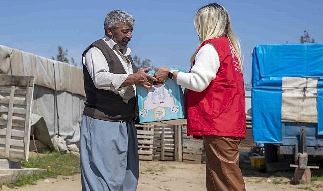 Mersin Büyükşehir Belediyesinden Yörüklere 'göç azığı' desteği