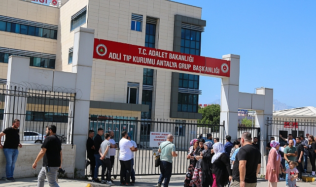Mersin’e cenazeye giden aile Konya’da kaza yaptı