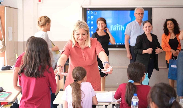 Mersin Şehir Hastanesi yönetimi minik kalplere dokundu