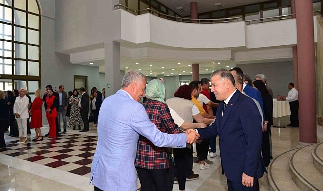 Mersin Üniversitesi'nde bayramlaşma