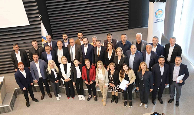 Mezitli Belediyesi, seçimlerin ardından ilk meclis toplantısını gerçekleştirdi