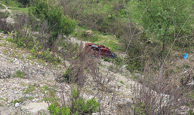 Motorlu bisiklet şarampole devrildi: 1 yaralı