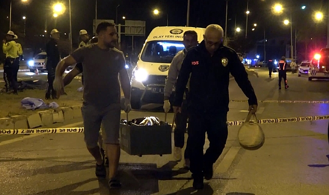 Motosikletten savrulup korkuluklara çarpan kadın öldü, sürücü ağır yaralı
