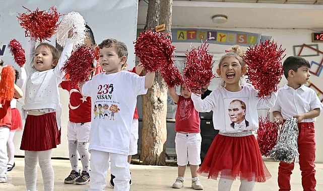 Muratpaşa'da 23 Nisan coşkusu