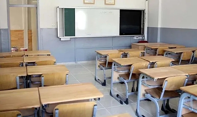 Öğrenciler okul ile buluşuyor