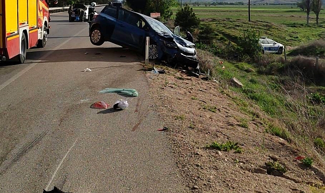Otomobilin çarptığı trafik polisi şehit oldu, 4 kişi yaralandı