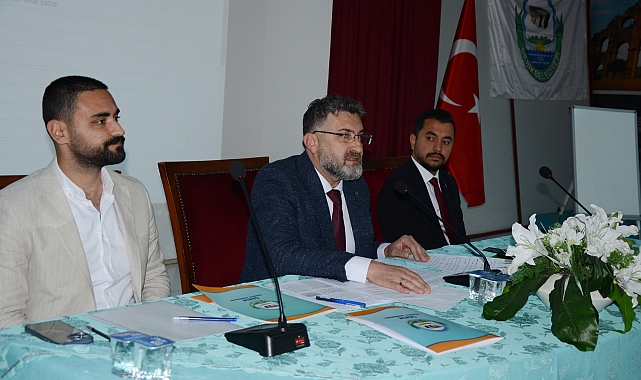 Serik'te Başkan Kumbul ilk meclis toplantısını gerçekleştirdi
