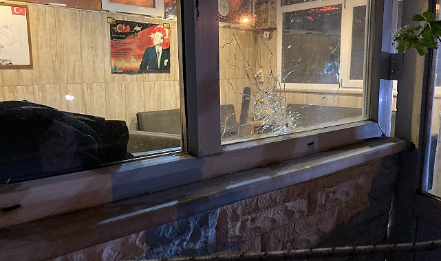 Taksi durağına silahlı saldırı: 2 yaralı