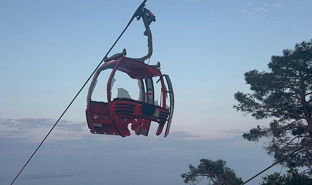 Teleferik kazasında kabinlerde mahsur kalan vatandaşlar Antalya Sahil Güvenlik Grup Komutanlığı'na getirildi