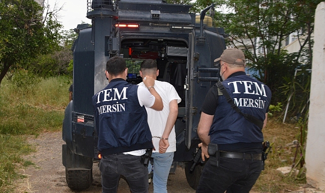Terör amaçlı araç kundaklayan şüpheli suçüstü yakalandı
