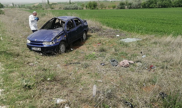 Virajı alamadı, anne ve kızı yaralandı