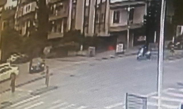 Yayaya çarpmamak için frene basan motosikletli hastanelik oldu