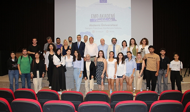 Akdeniz İletişim Fakültesi'nde Ekonomi Muhabirleri semineri