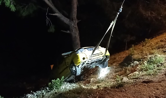 Alkollü sürücü otomobiliyle şarampole yuvarlandı