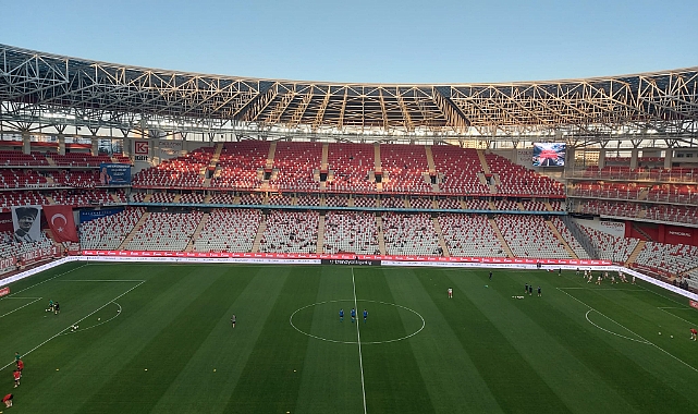 Antalya'da ilk yarıda 3 gol var