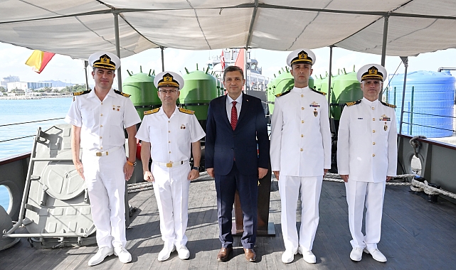 Antalya limanının onur konuğu: TCG Nusret
