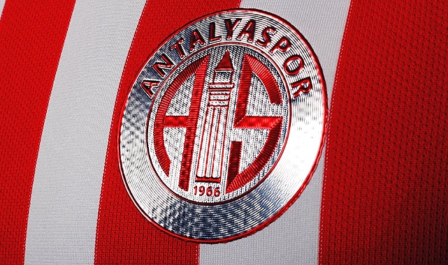 Antalyaspor'dan heyecanlandıran paylaşım... Kim kastedildi ?