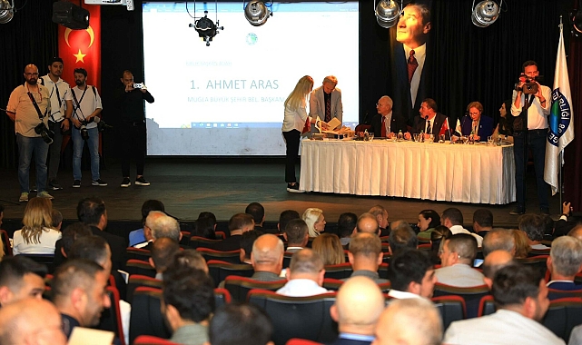 Başkan Aras, Kıyı Ege Belediyeler Birliği Başkanı seçildi