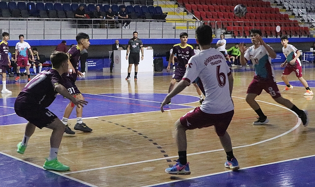 Burdur'da hentbol heyecanı başladı