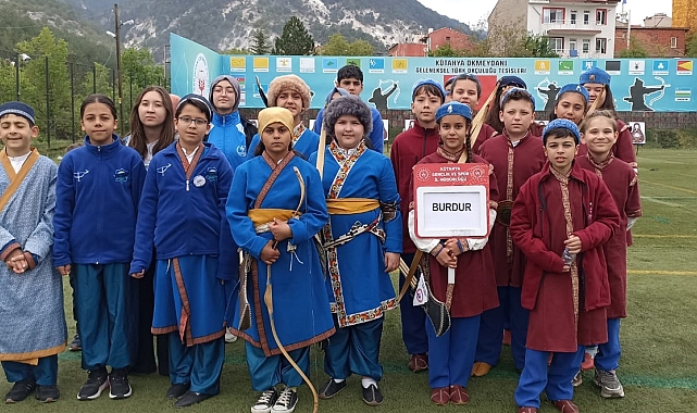 Burdurlu okçular Türkiye finallerine katılacak
