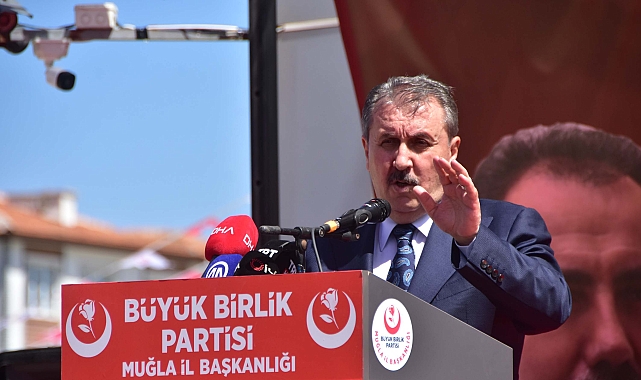 Destici: Elbette ki şartların iyileştirilmesi, asgari ücretin yükseltilmesi gerekiyor