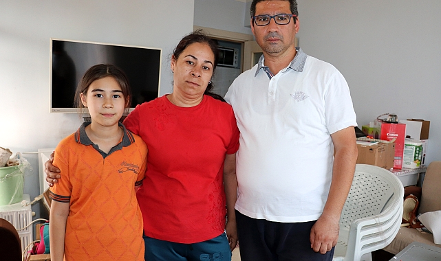 Eski evlerinde kira ödemedikleri söylenerek tuttukları evden çıkmaları istendi