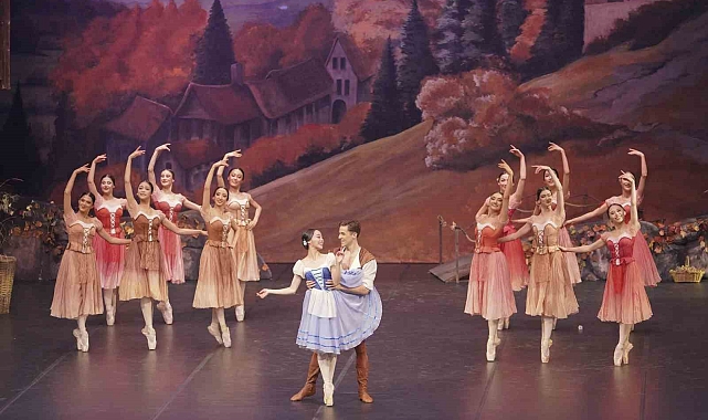 'Giselle' balesi, son temsilini kapalı gişe sahneledi