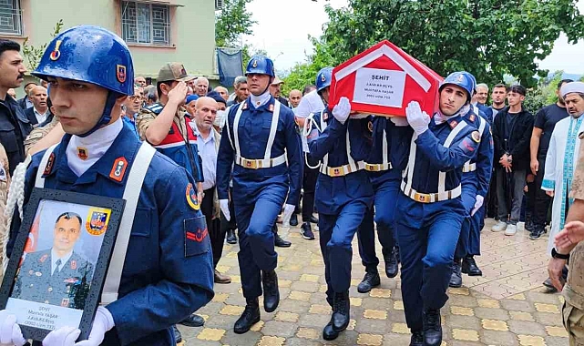 Hataylı şehit son yolculuğuna uğurlandı